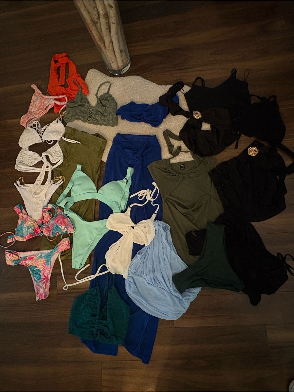 ⚡️LOW PRICE FOR QUICK SELL ⚡️Women’s bundle 🧚🦋